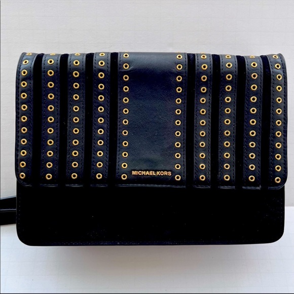 Michael Kors Handbags - Michael Kors Black Brooklyn Grommet Leather and suede Crossbody Bag